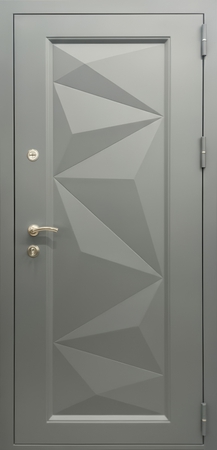 Входная дверь со штампованным рисунком и серым порошковым напылением
